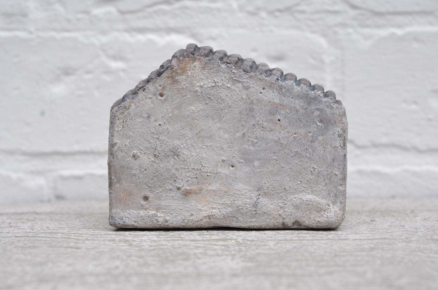 CONCRETE ORNAMENT HOUSE - BOOK END, PAPER WEIGHT