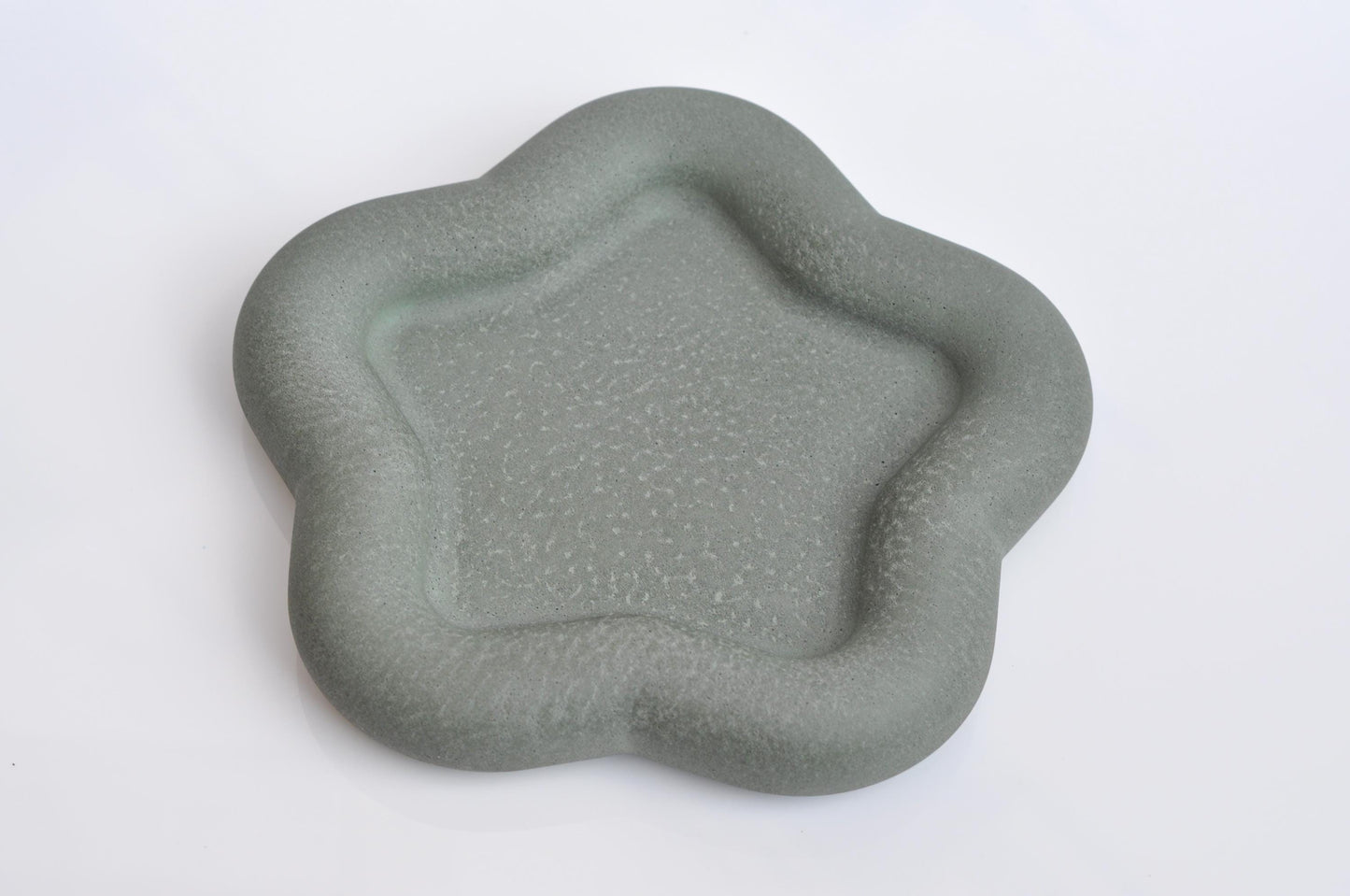 Concrete Flower Tray: Handmade Modern Heavy Candle Plate