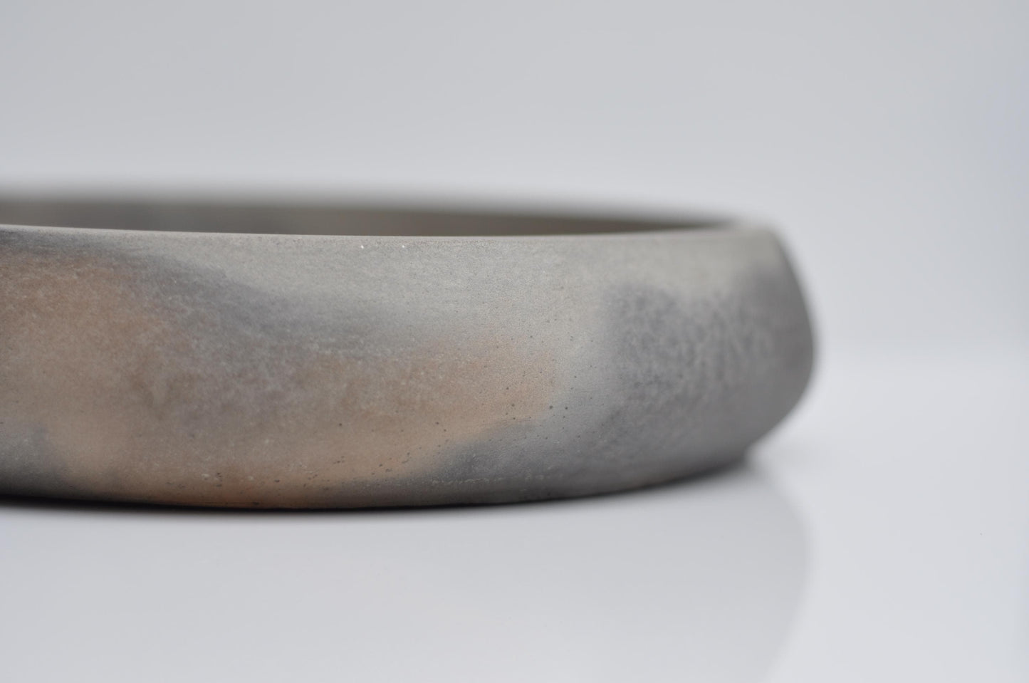 Large Concrete Bowl: Handmade Cement Fruit Bowl Grey 25 cm diameter