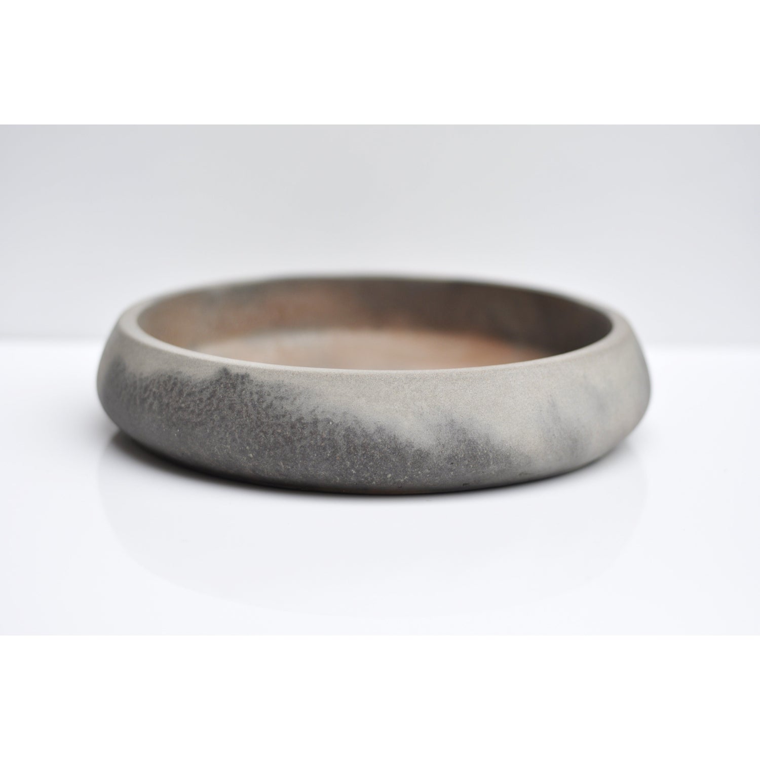 Big concrete bowl new in