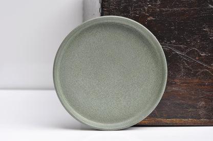 Small decorative concrete tray for home