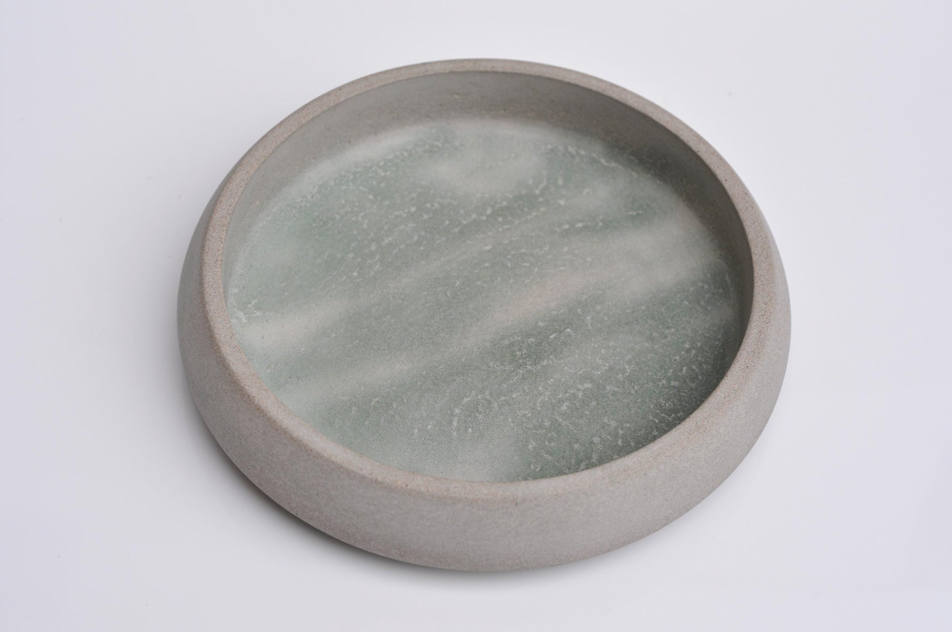 Decorative cement bowl for home styling