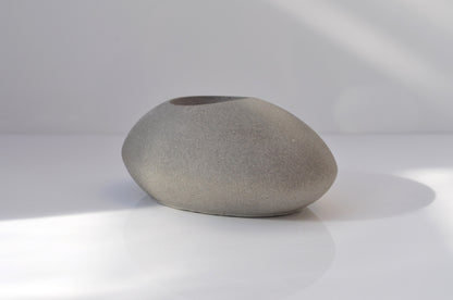HANDMADE CONCRETE PEBBLE TEALIGHT HOLDER