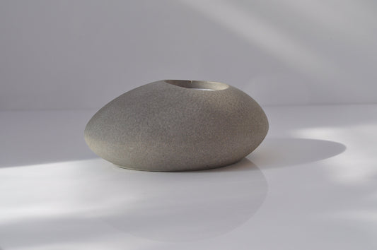 HANDMADE CONCRETE PEBBLE TEALIGHT HOLDER