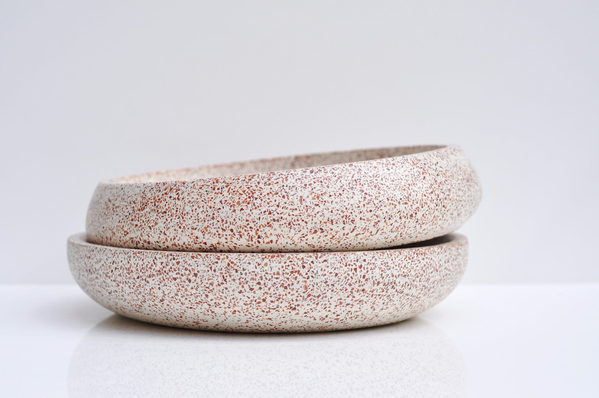 Lovely fruit bowls made from white concrete