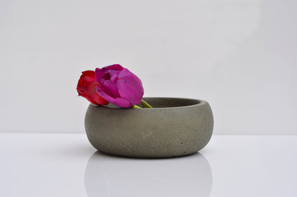 HANDMADE SMALL CONCRETE BOWL - GREY