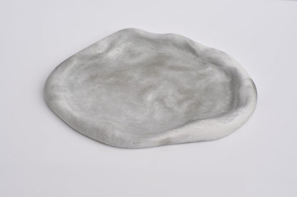 IRHANDMADE REGULAR CONCRETE TRAY - STEEL GREY AND WHITE