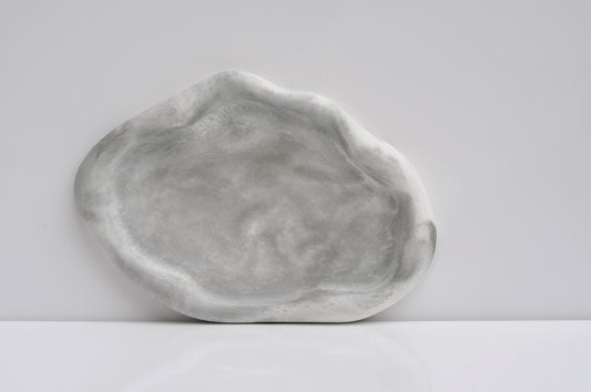 IRHANDMADE REGULAR CONCRETE TRAY - STEEL GREY AND WHITE