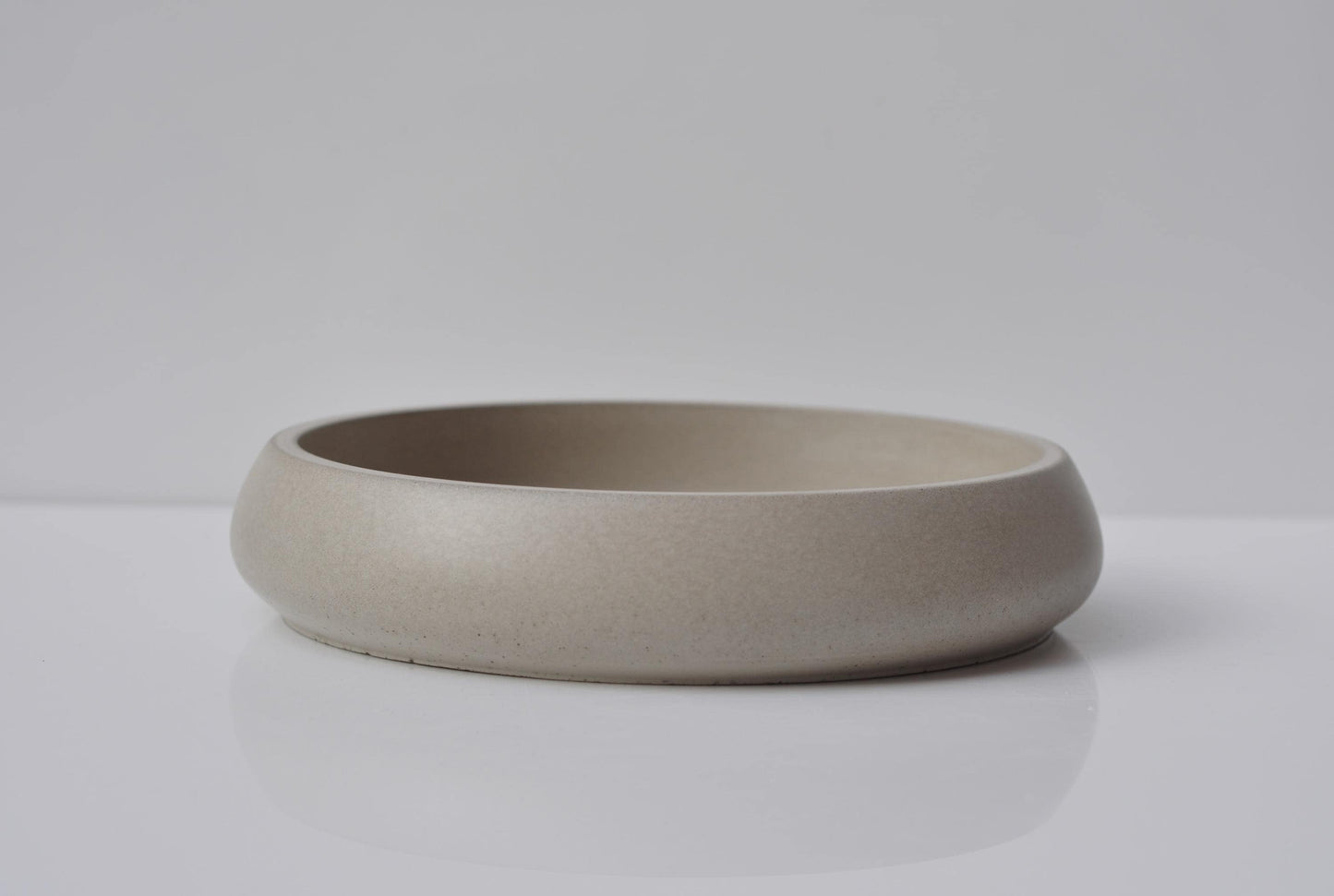 Medium Concrete Bowl  | Grey Handmade Accessory Bowl  | Shallow beton key bowl | Cement home decor