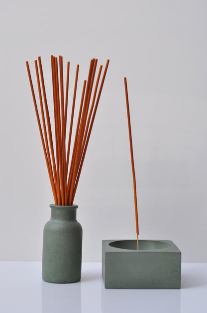 HANDMADE CONCRETE INCENSE HOLDER SET - GREY GREEN
