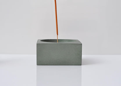 HANDMADE CONCRETE INCENSE HOLDER SET - GREY GREEN