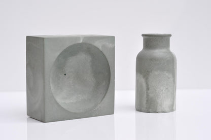 HANDMADE CONCRETE INCENSE HOLDER SET - GREEN AND WHITE