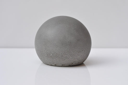 HANDMADE CONCRETE ORNAMENT SPHERE - GREY