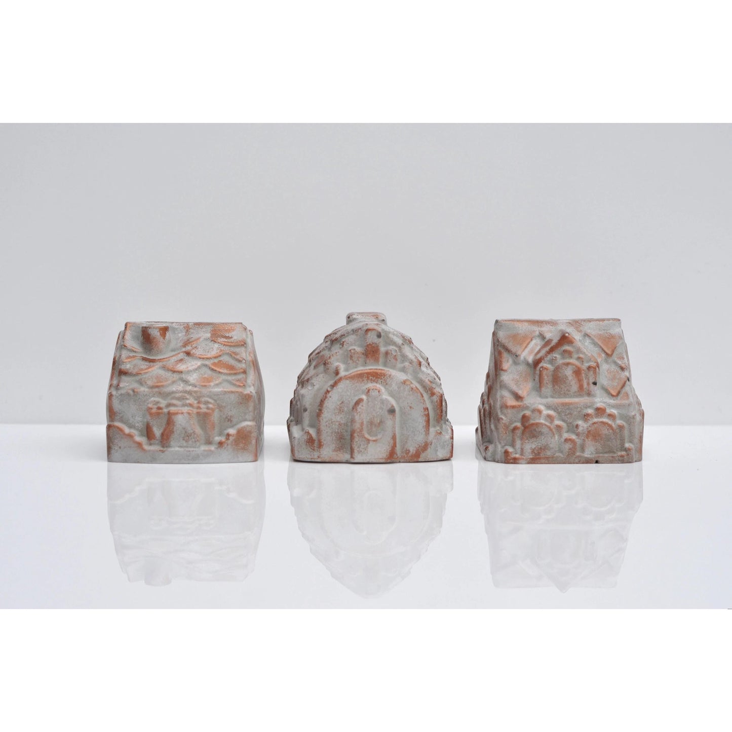 Handmade Concrete House Sculpture: Painted Paperweight Ornaments