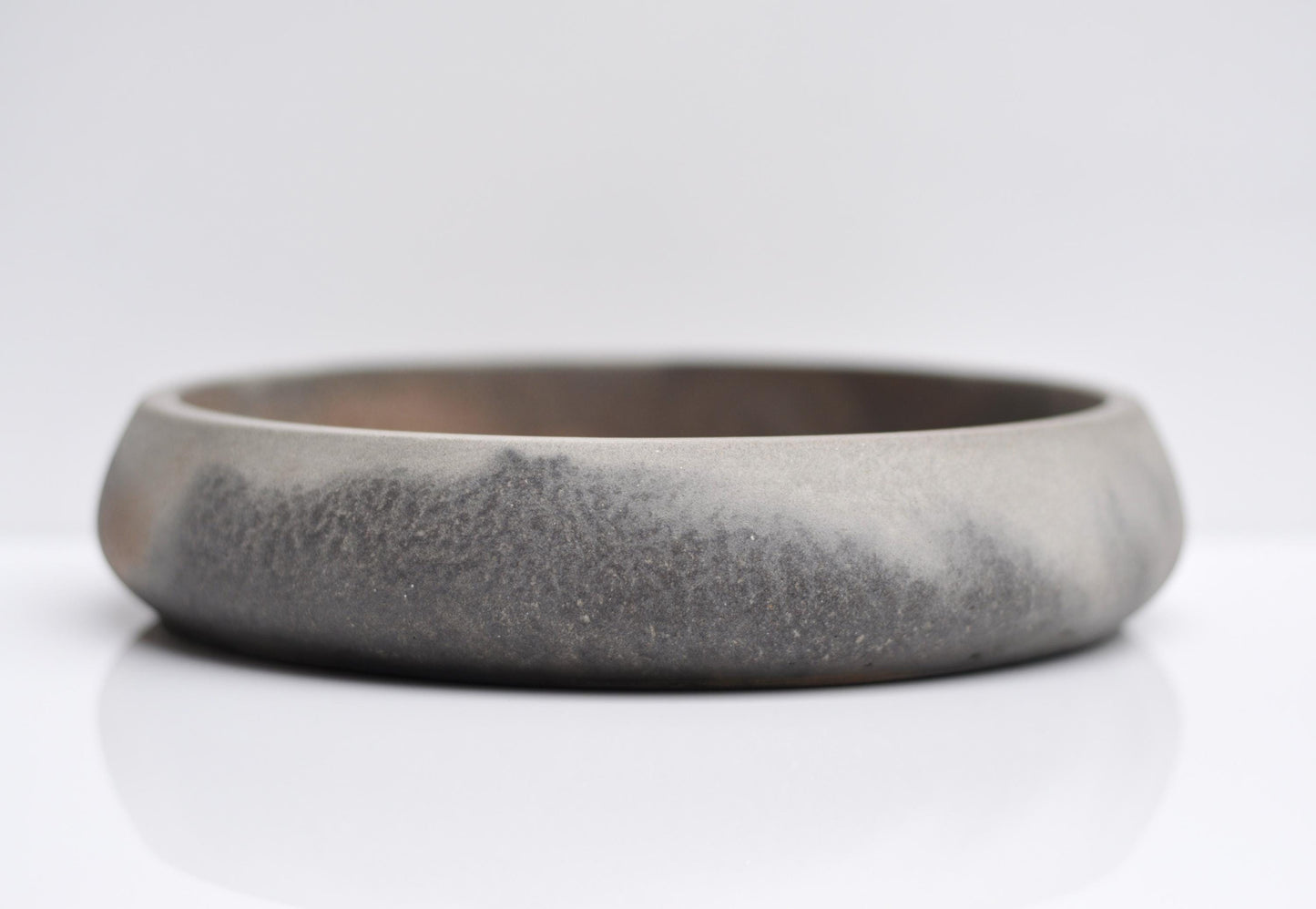Large Concrete Bowl: Handmade Cement Fruit Bowl Grey 25 cm diameter