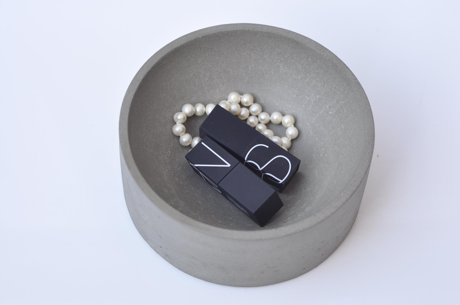 Handmade medium concrete catchall dish