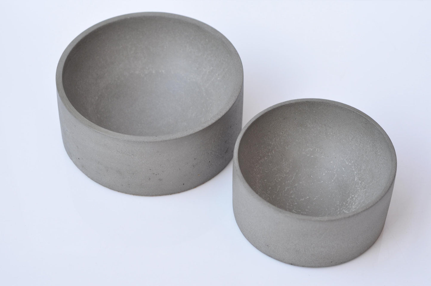 Small concrete bowl for jewelry and coins