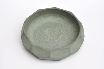Diamond form handmade concrete dish